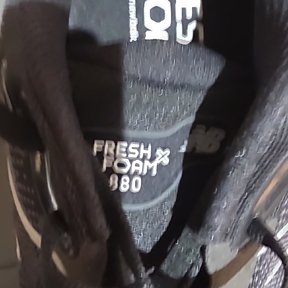 New Balance Fresh Foam X 880 Black and Gray Sneakers Brand New With No Tags - Picture 10 of 13